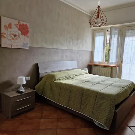 Turistico 3 Minuti Da Aeroporto- Centro Apartment